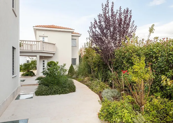 Luxury Apartments Vila Carissa